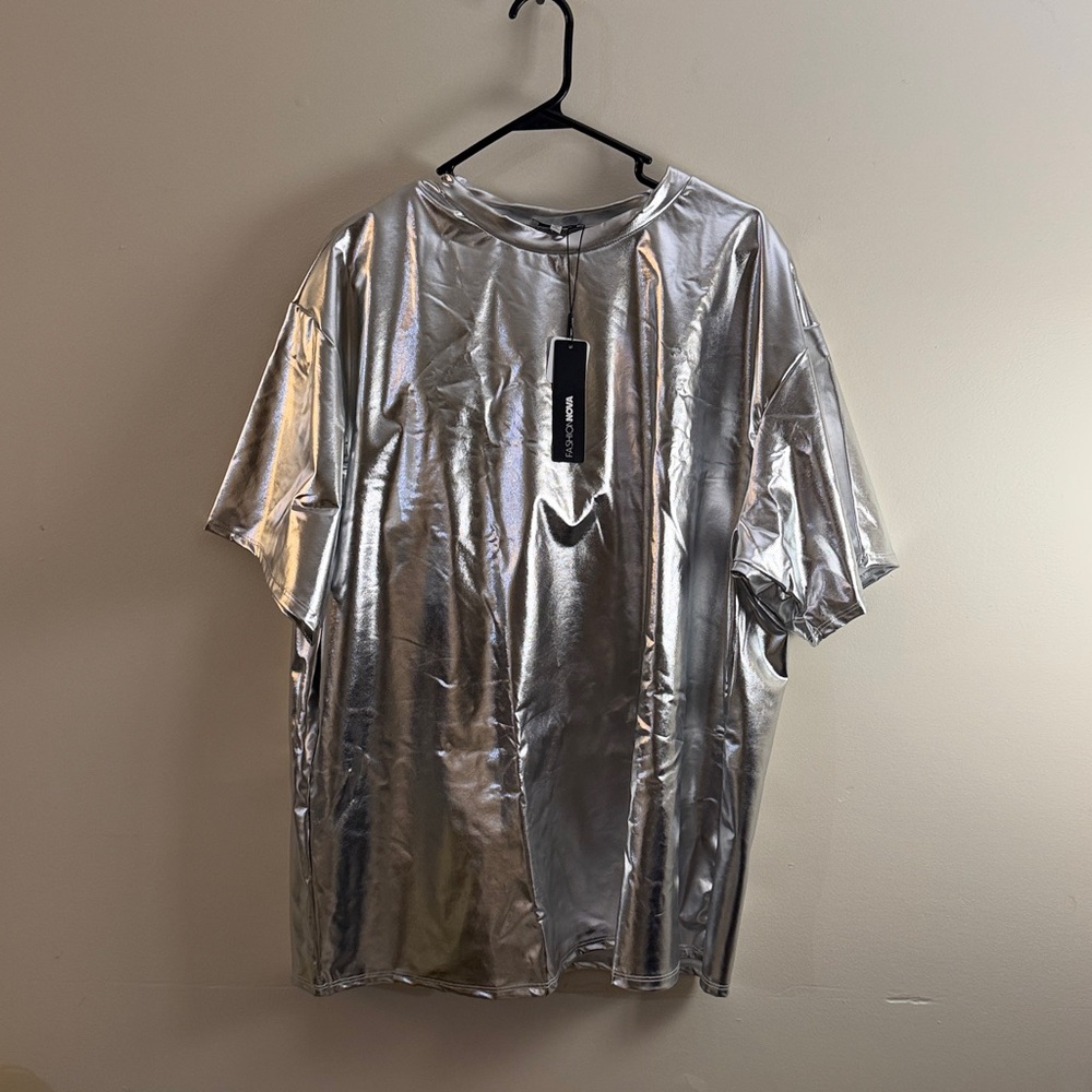 Fashion Nova Silver Short Sleeve Top